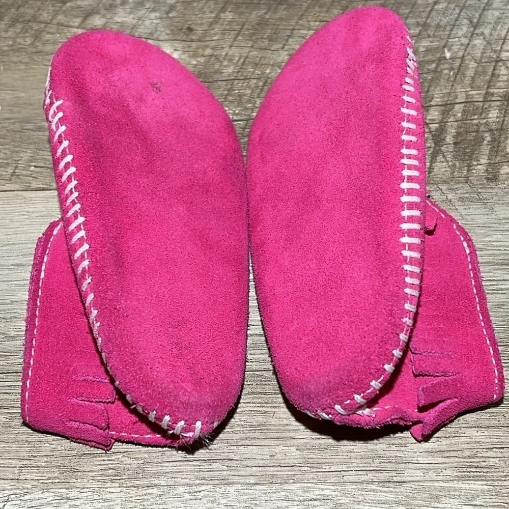 Minnetonka Moccasins Leather